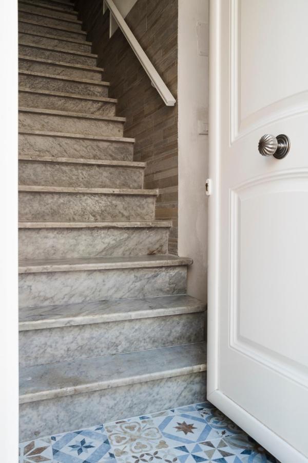 Valu Bed and Breakfast Carloforte  Buitenkant foto