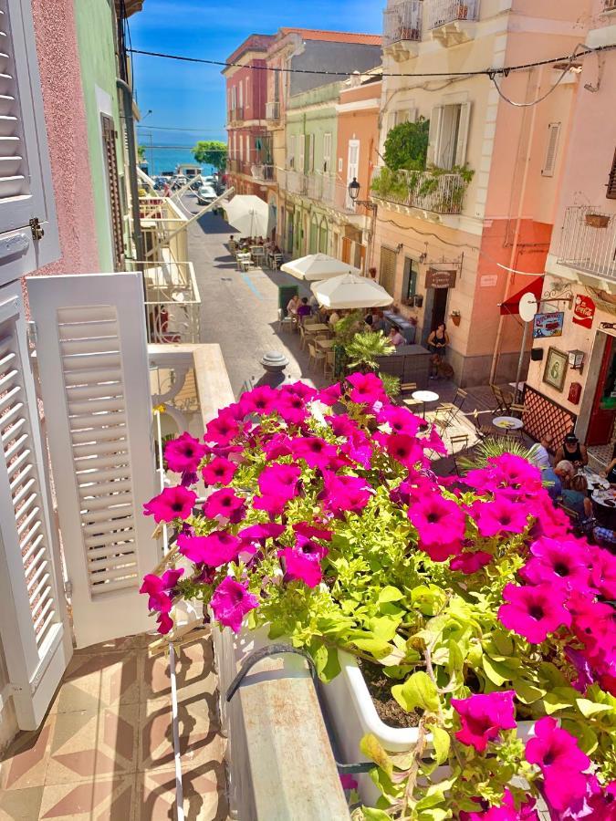 Valu Bed and Breakfast Carloforte  Buitenkant foto